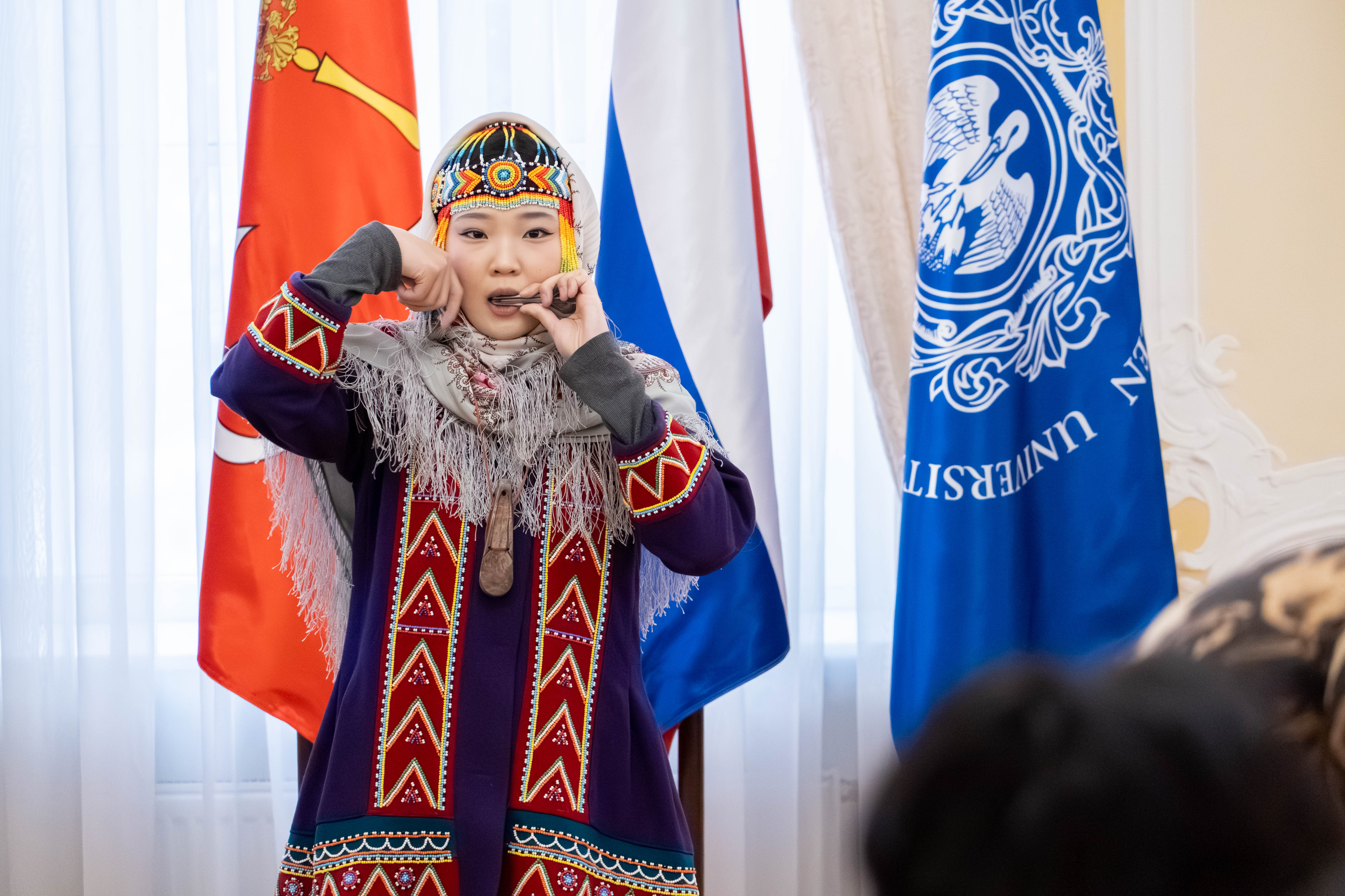 В Российском государственном педагогическом университете им. А. И. Герцена состоялось торжественное открытие Всероссийского этнодиктанта на языках коренных малочисленных народов Севера, Сибири и Дальнего Востока